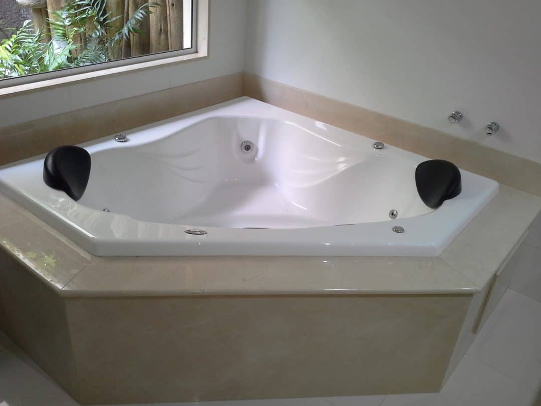 Banheira Granito Ouro Brasil